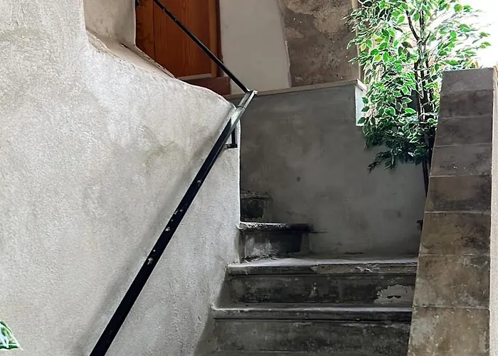 לינה וארוחת בוקר La Casa Di Jo 3*